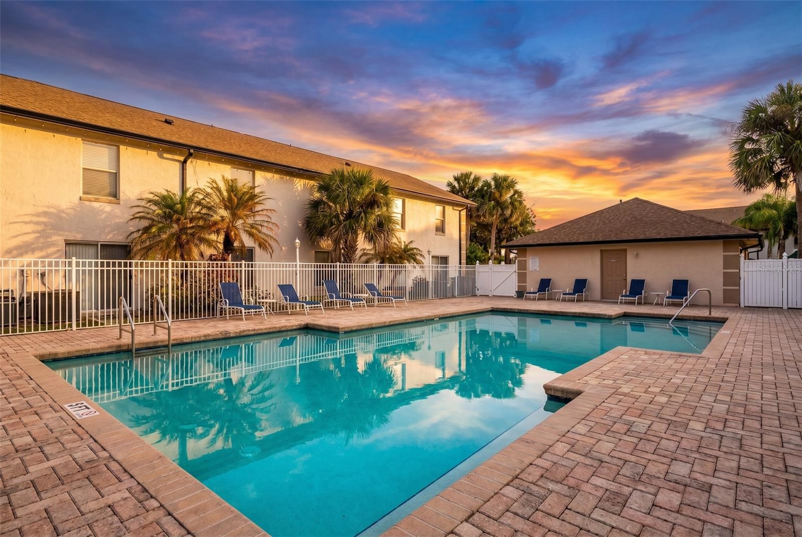 Image 13 of 14 For 3651 Goldenrod Road D102