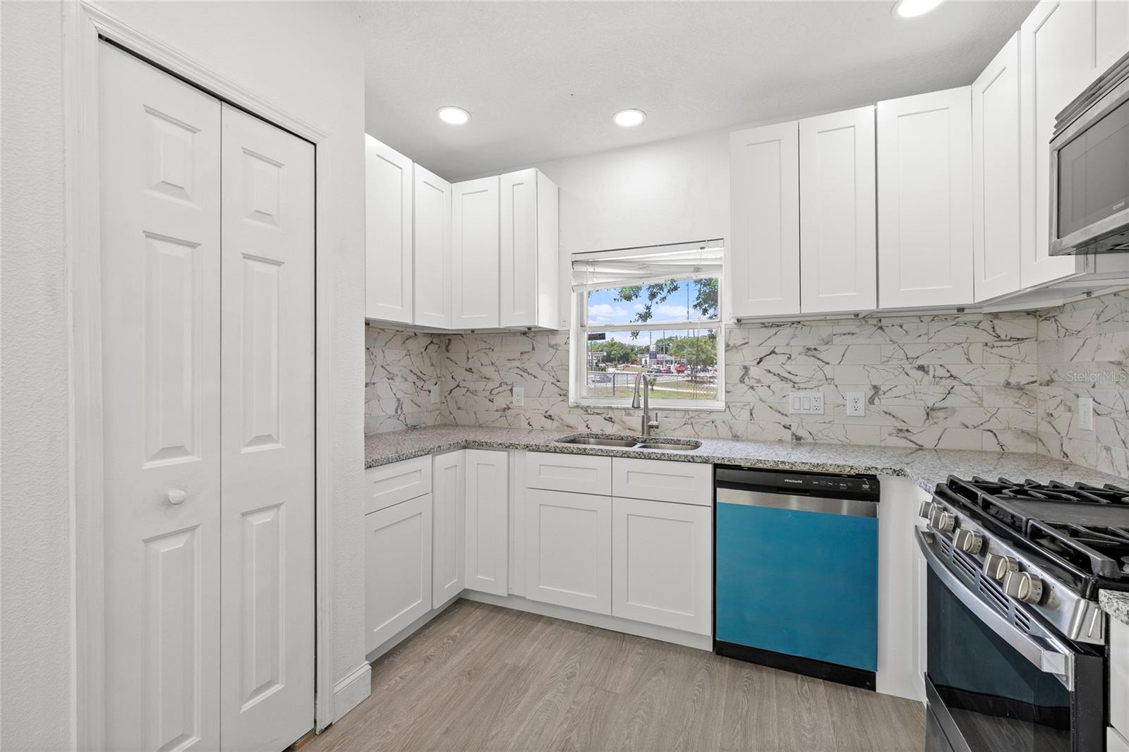 Image 11 of 27 For 5376 Cona Reef Court