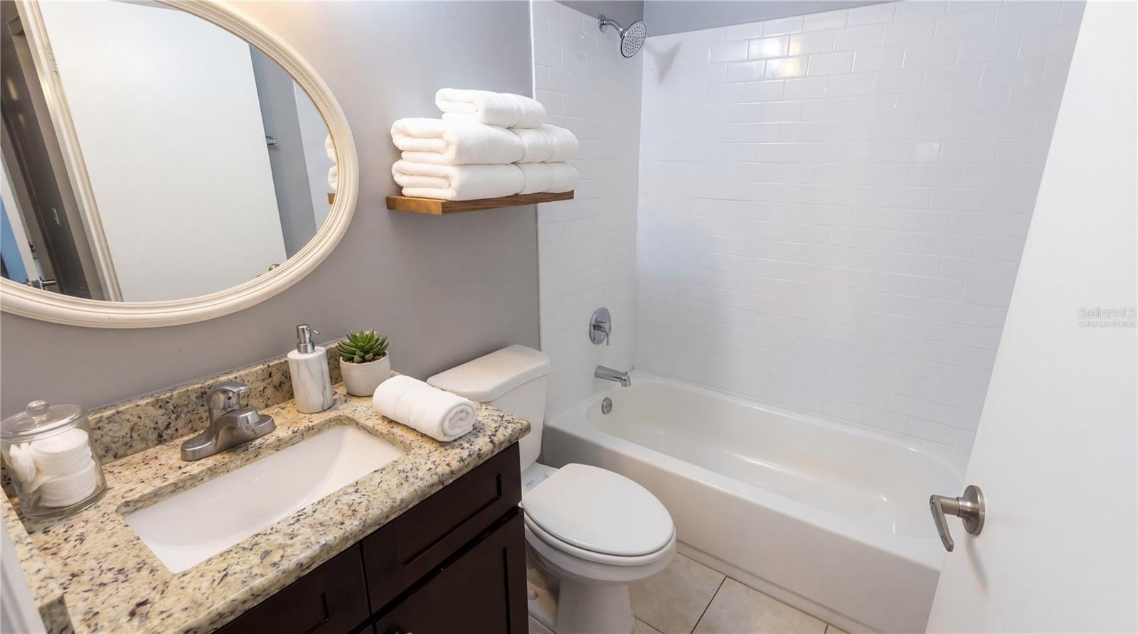 Image 12 of 25 For 1948 Lake Atriums Circle 113