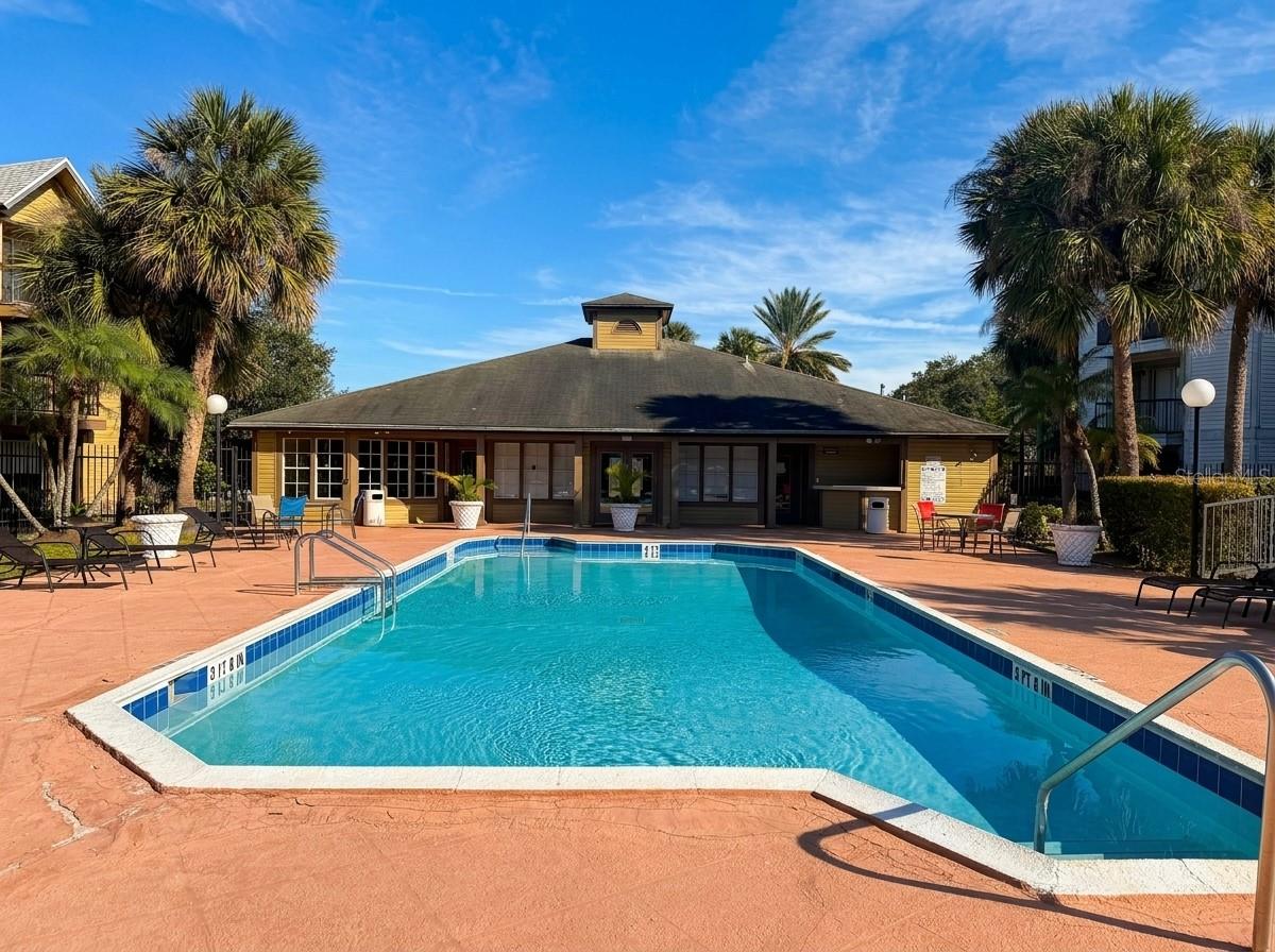 Image 17 of 25 For 1948 Lake Atriums Circle 113