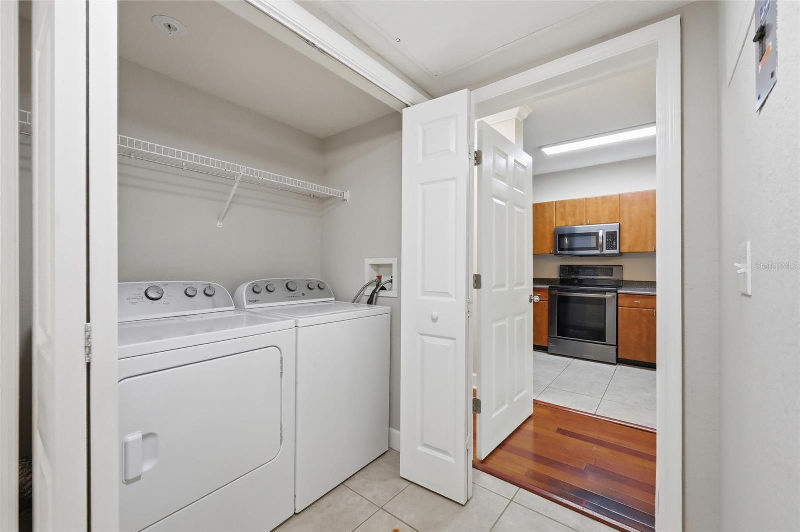 Image 10 of 26 For 204 South Street 4053