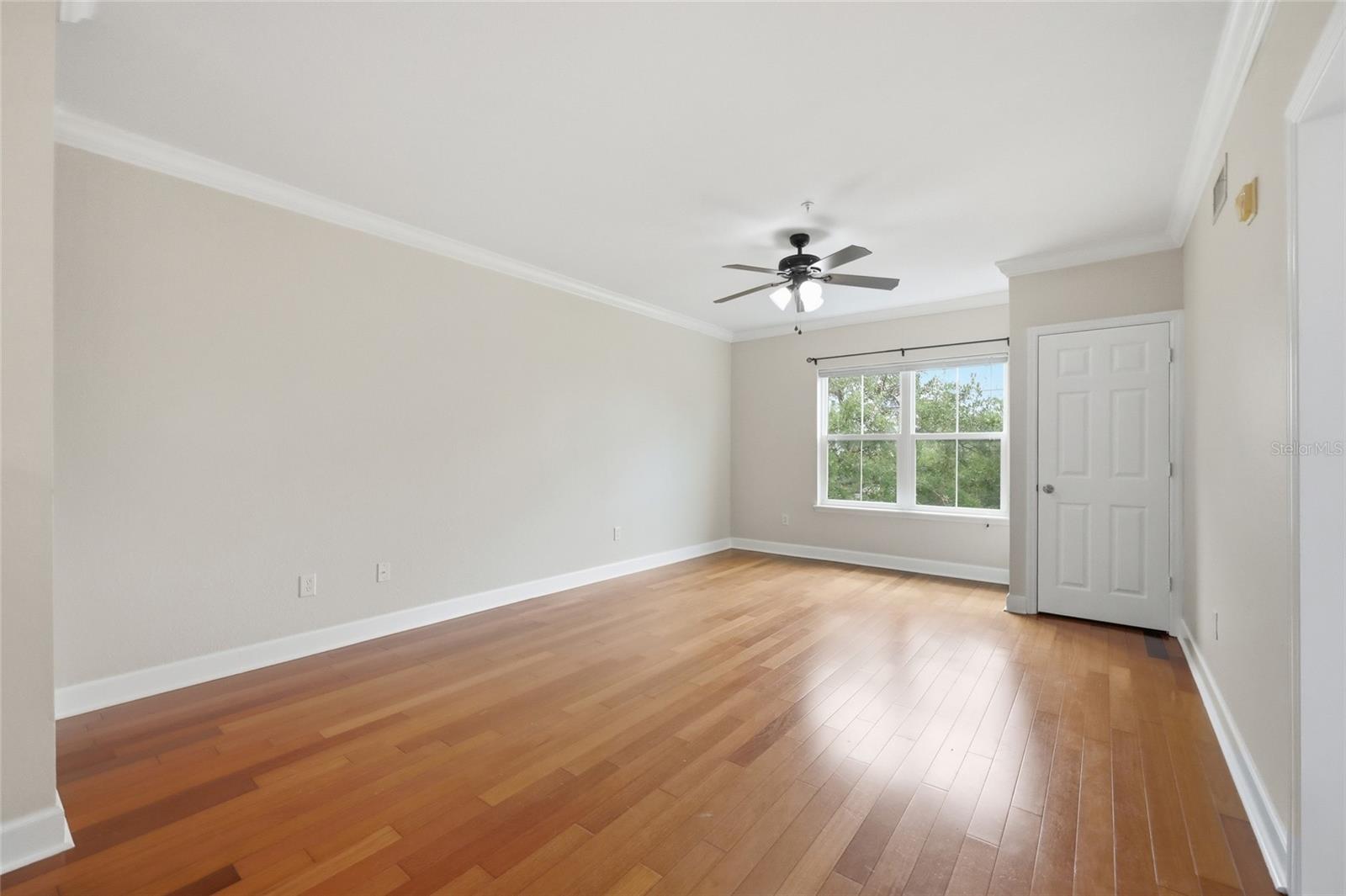 Image 12 of 26 For 204 South Street 4053