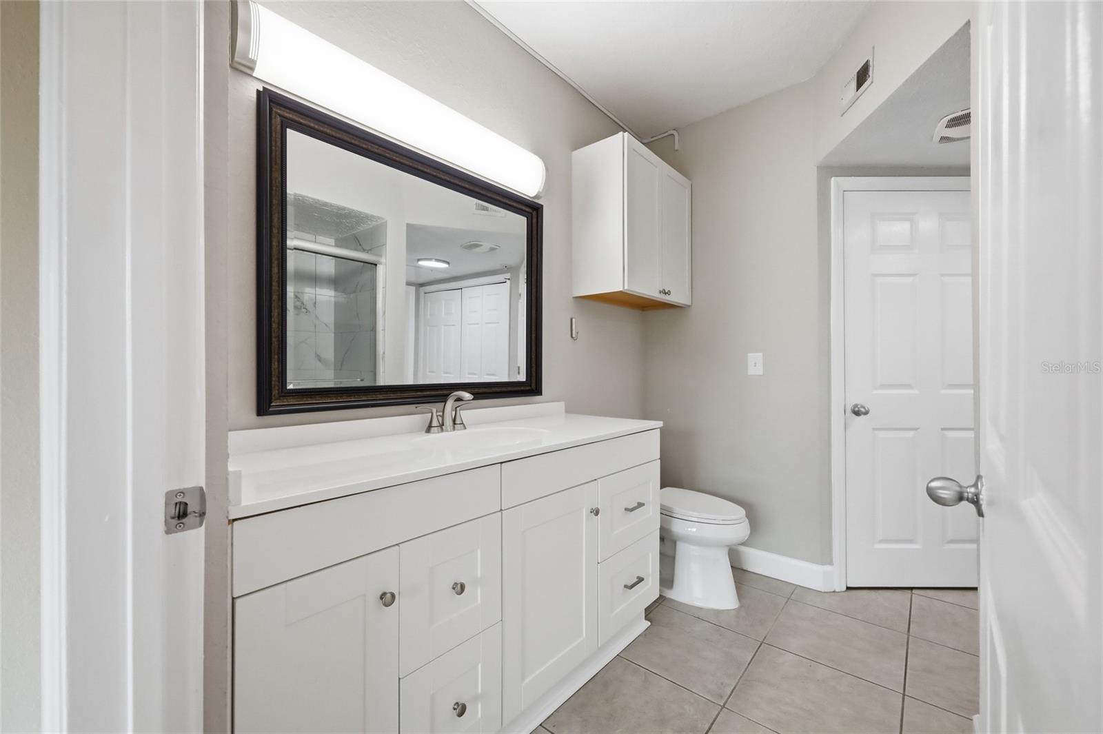Image 16 of 26 For 204 South Street 4053
