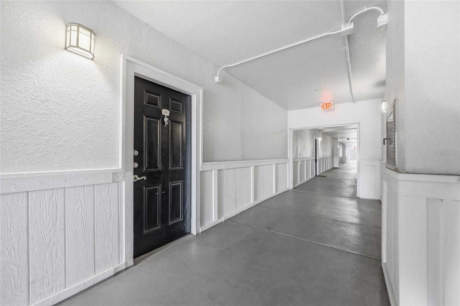 Image 24 of 26 For 204 South Street 4053