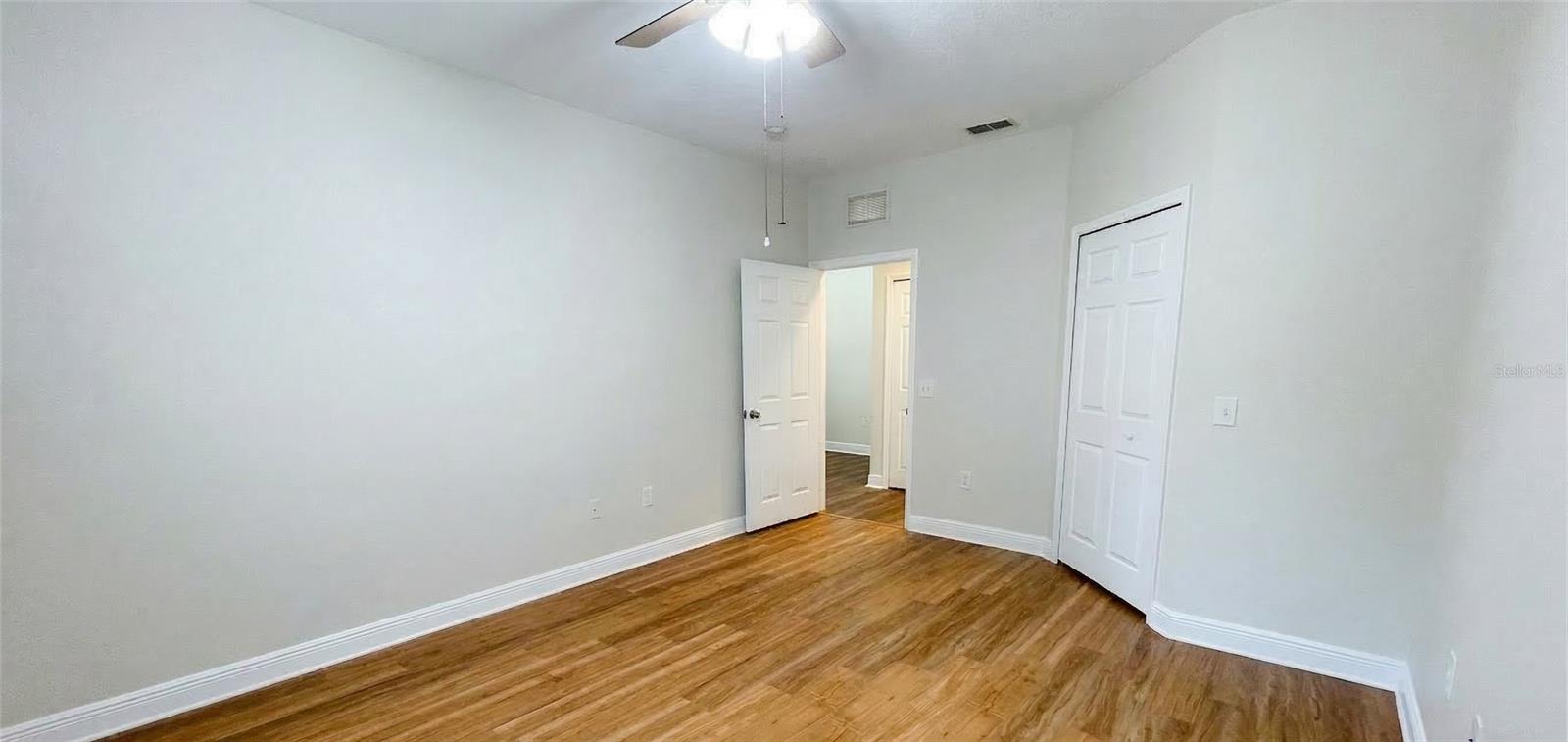 Image 8 of 15 For 430 Southern Pecan Circle 101