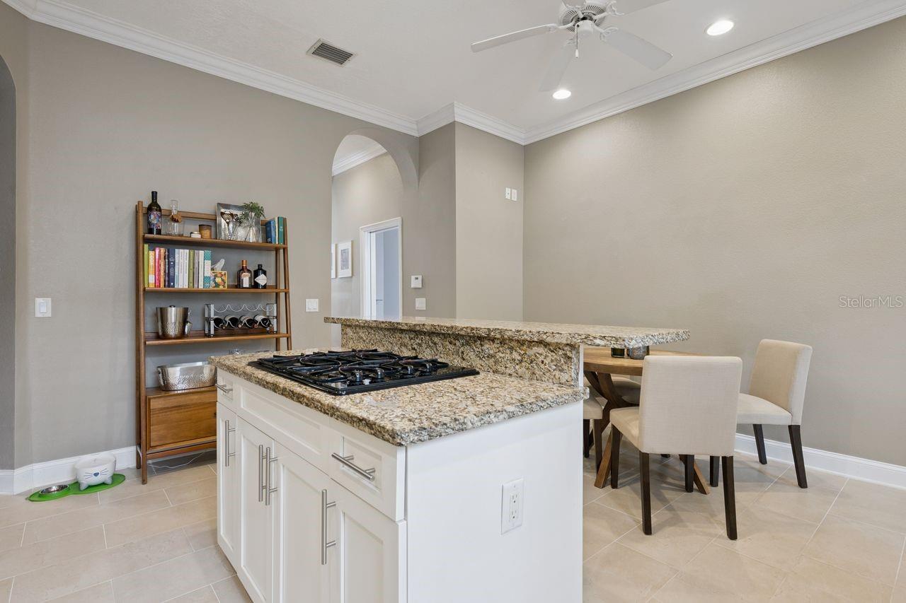 Image 17 of 48 For 1151 Delaney Avenue 3