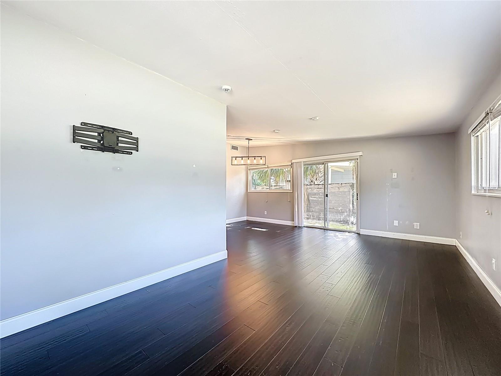 Image 6 of 44 For 7615 Mayapple Road