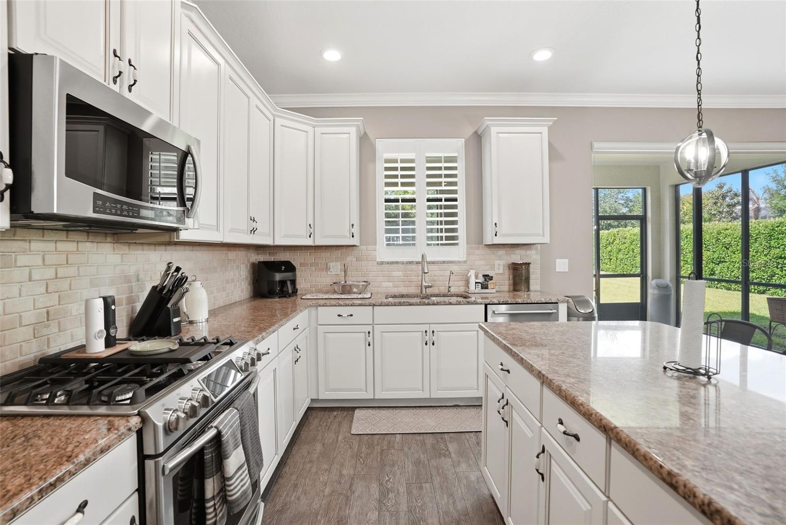 Image 12 of 45 For 7692 Green Mountain Way