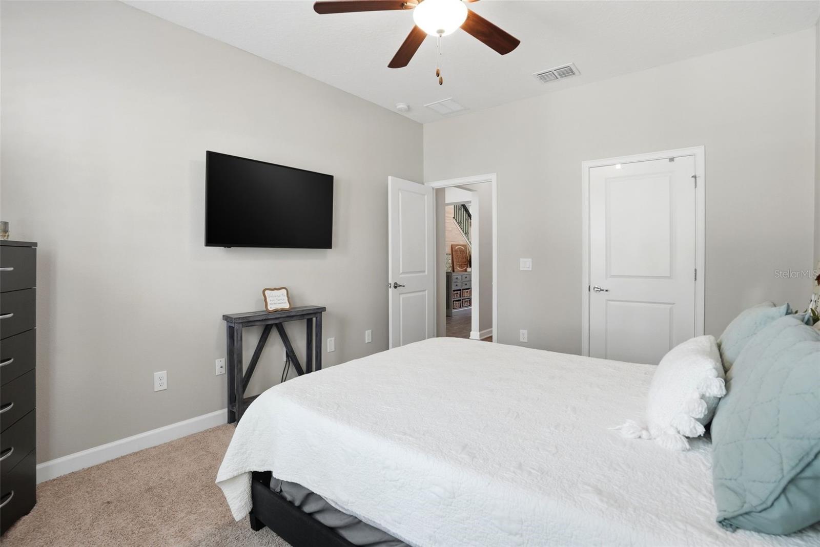 Image 33 of 45 For 7692 Green Mountain Way