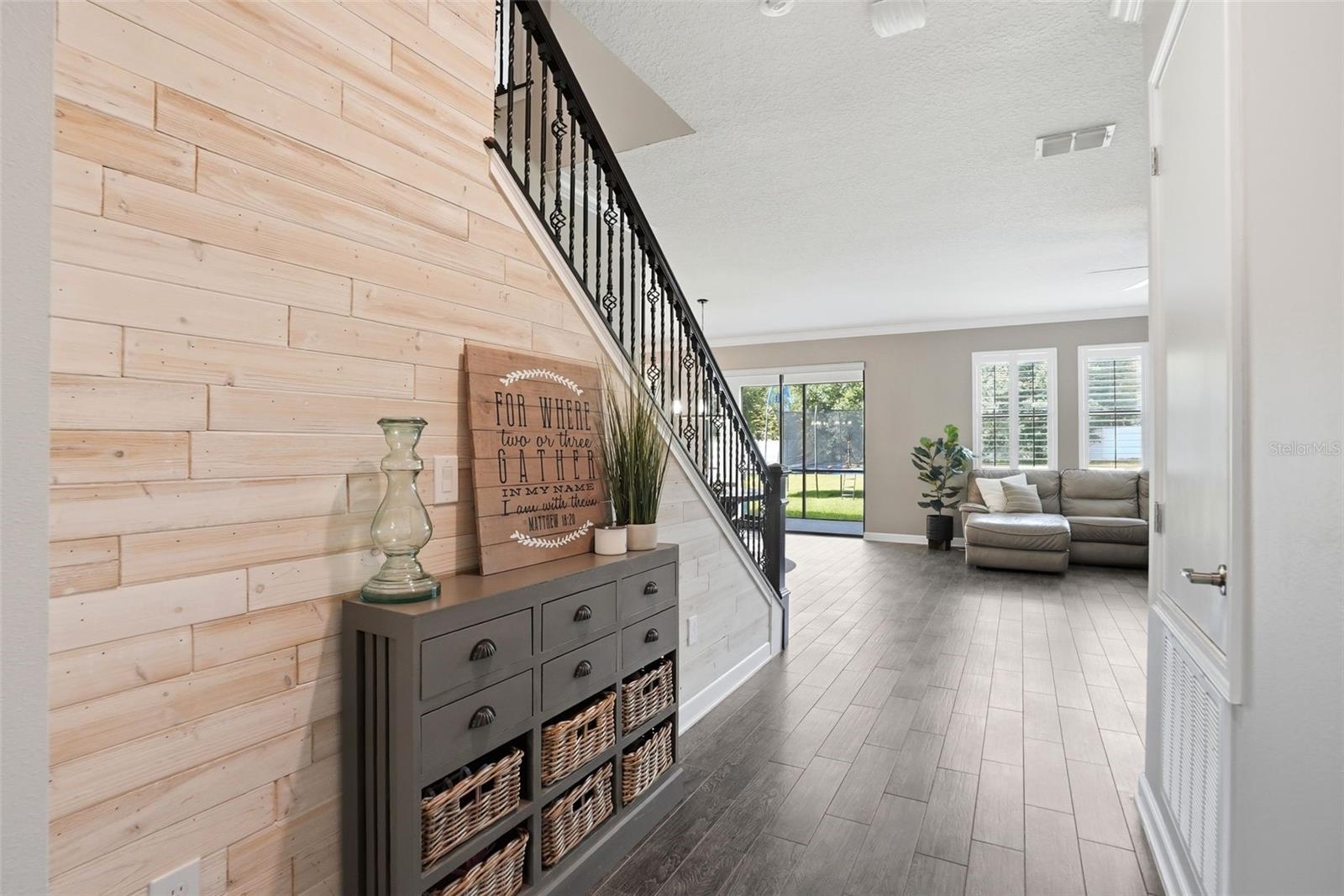 Image 6 of 45 For 7692 Green Mountain Way