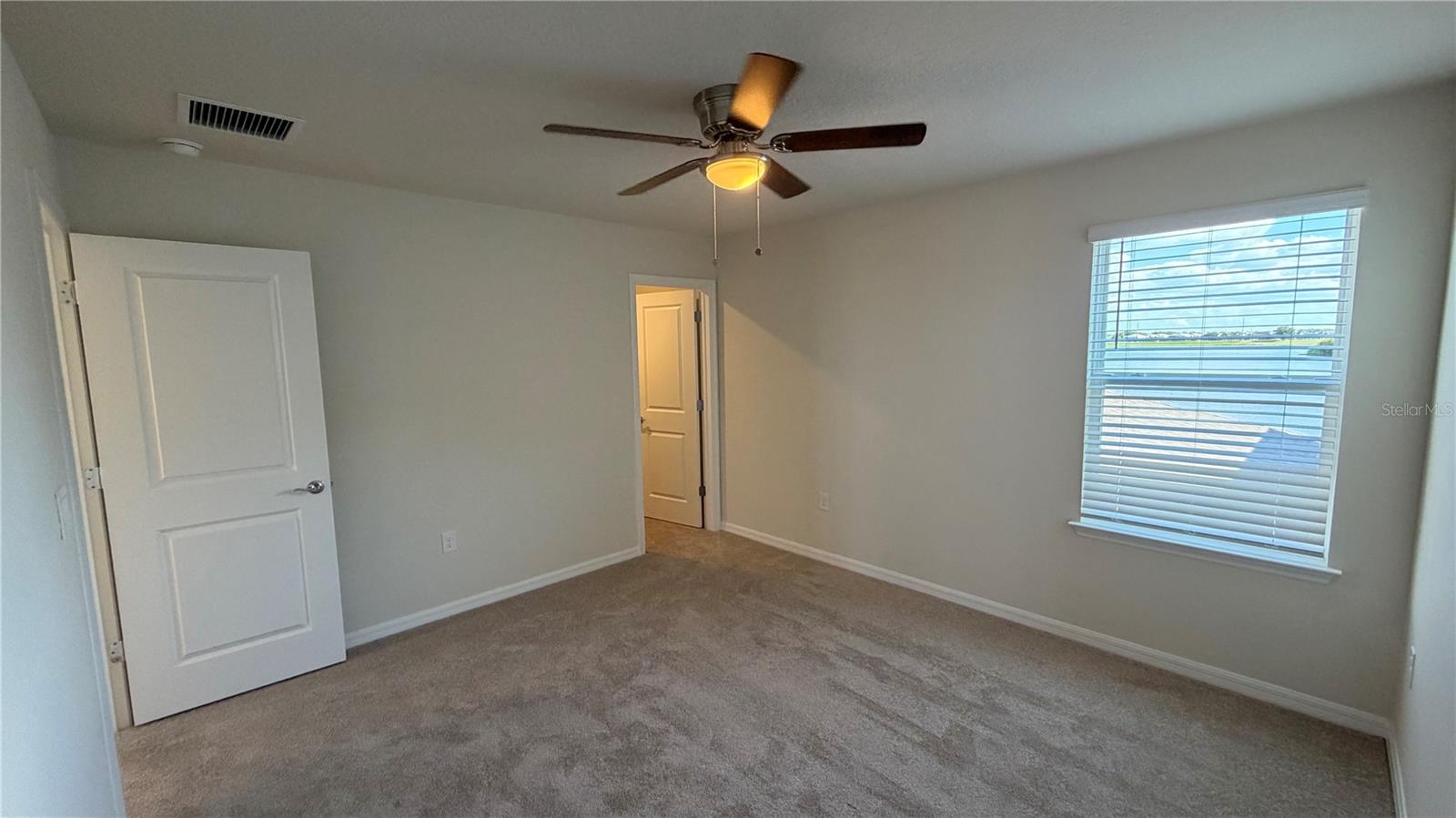 Image 21 of 35 For 3099 Springbank Drive