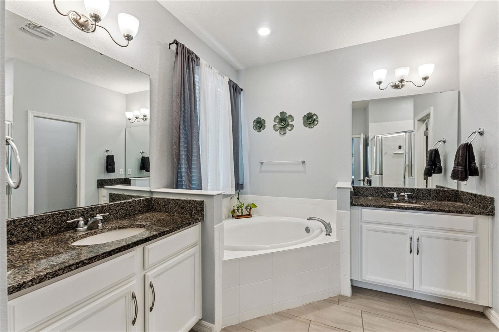 Image 18 of 49 For 484 Cavesson Street