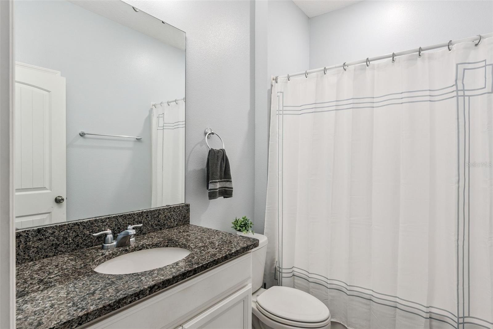 Image 21 of 49 For 484 Cavesson Street