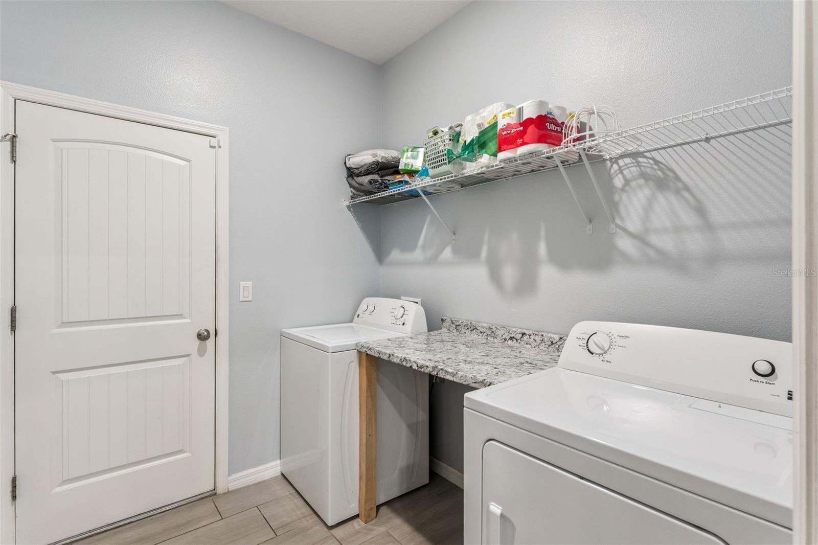 Image 23 of 49 For 484 Cavesson Street