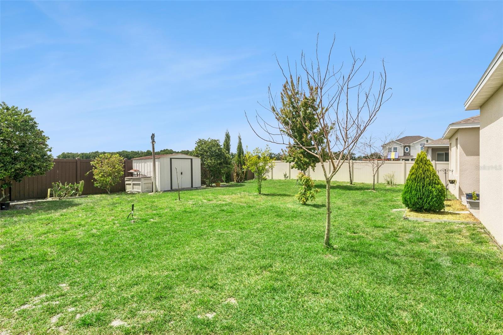 Image 28 of 49 For 484 Cavesson Street