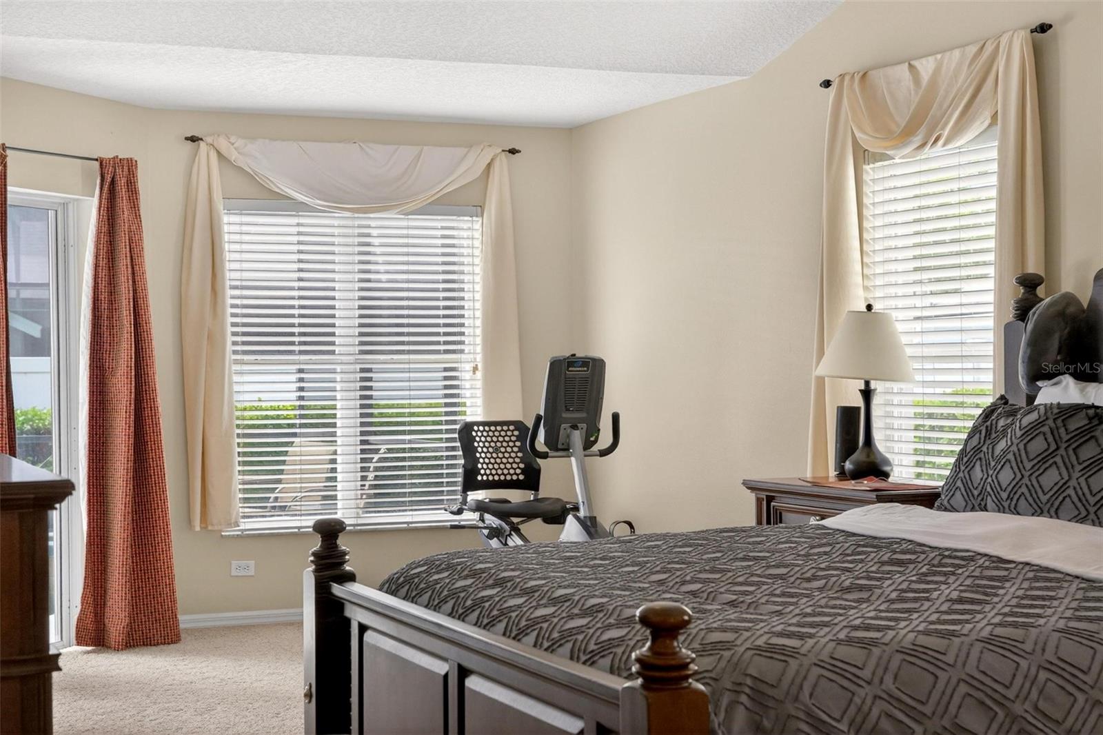 Image 35 of 83 For 2735 Cordgrass Street