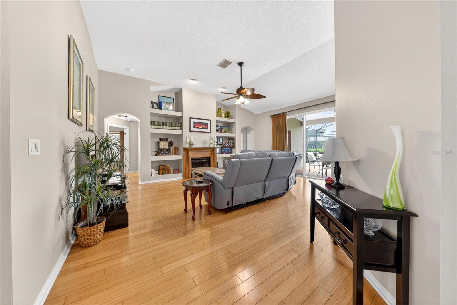 Image 47 of 83 For 2735 Cordgrass Street