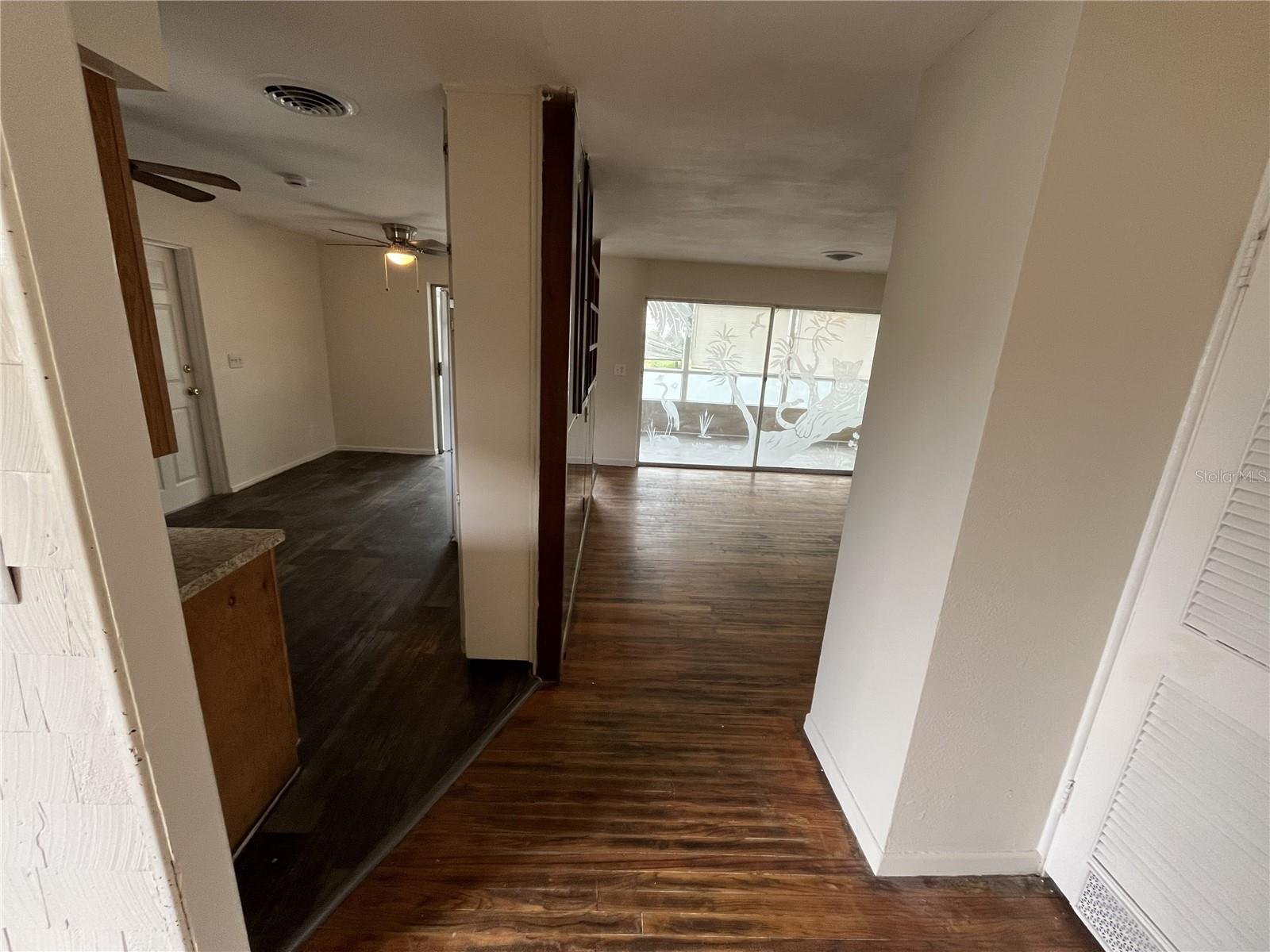 Image 11 of 33 For 509 East Street