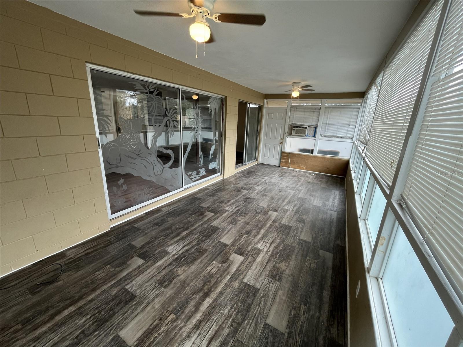 Image 16 of 33 For 509 East Street