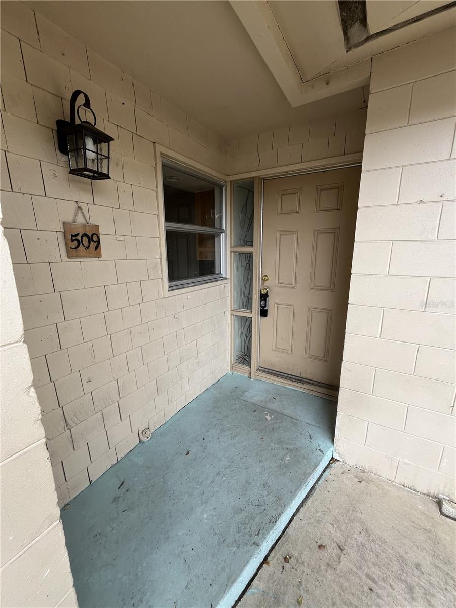 Image 2 of 33 For 509 East Street