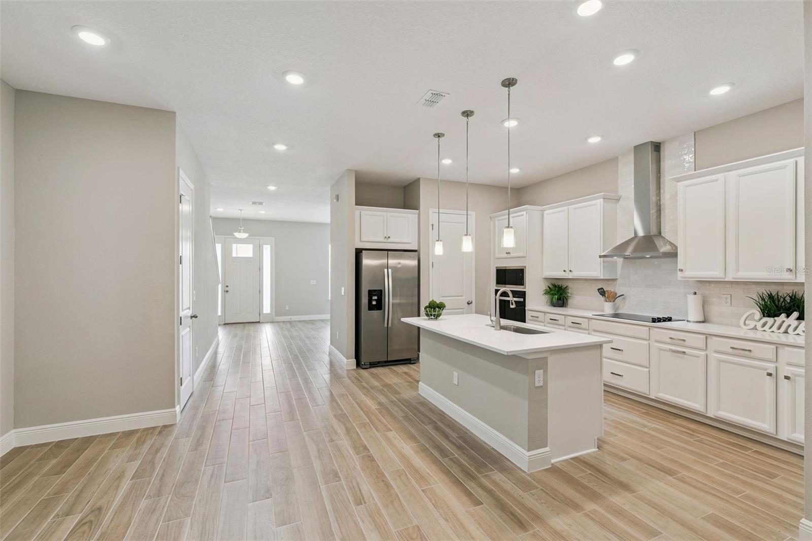 Image 10 of 51 For 6491 Cyrils Drive