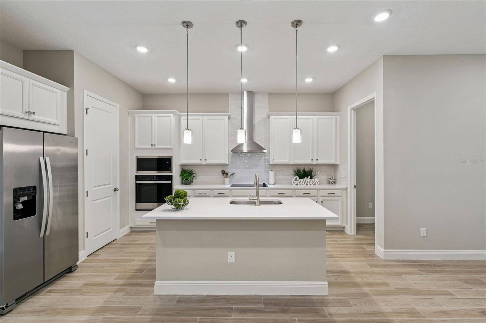 Image 11 of 51 For 6491 Cyrils Drive