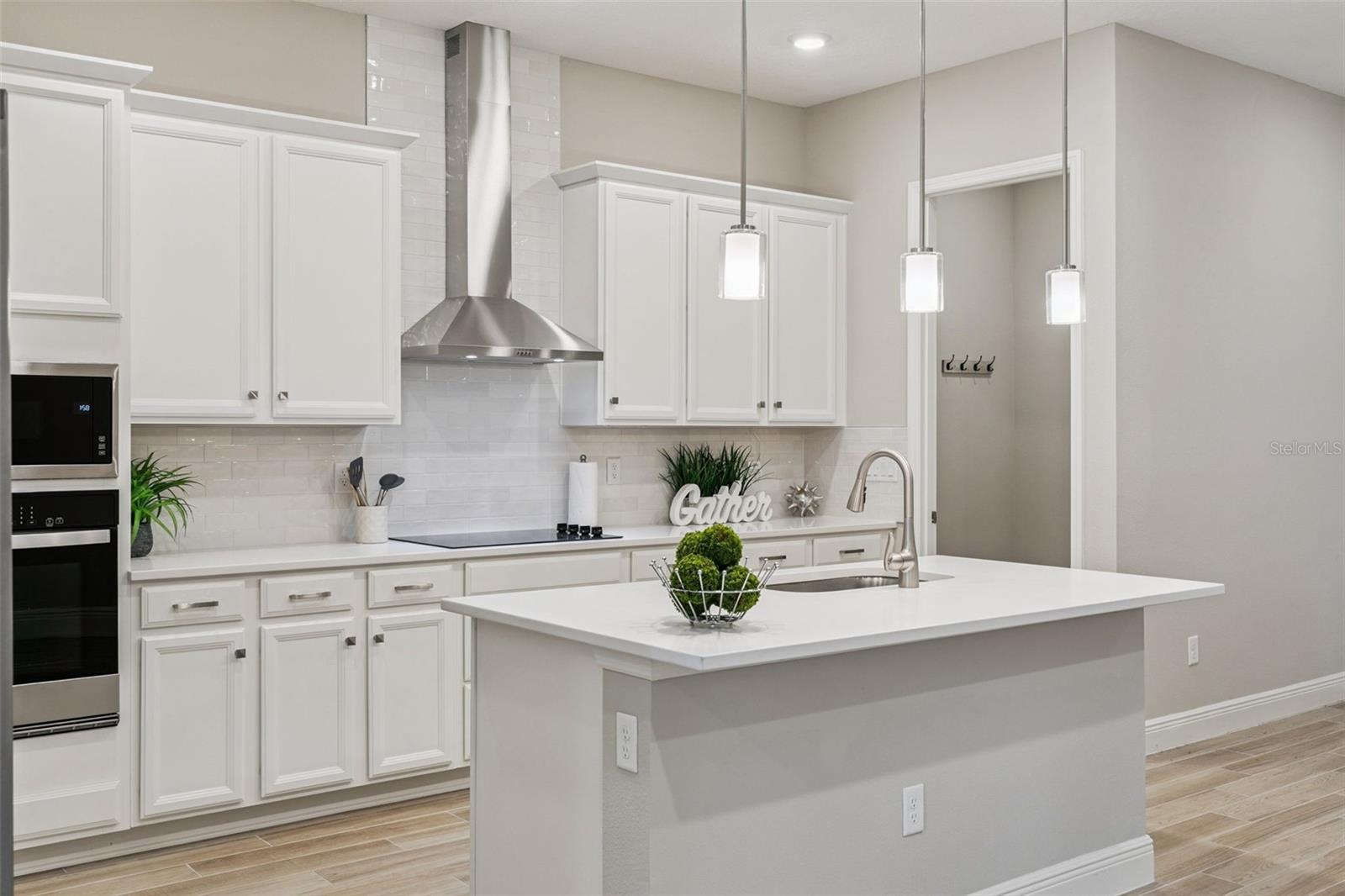 Image 12 of 51 For 6491 Cyrils Drive