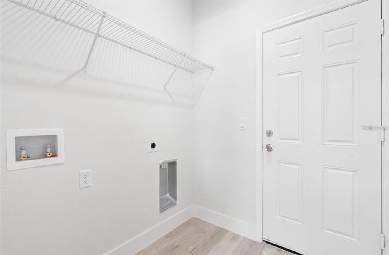 Image 15 of 21 For 2660 Sw 162nd Street Rd