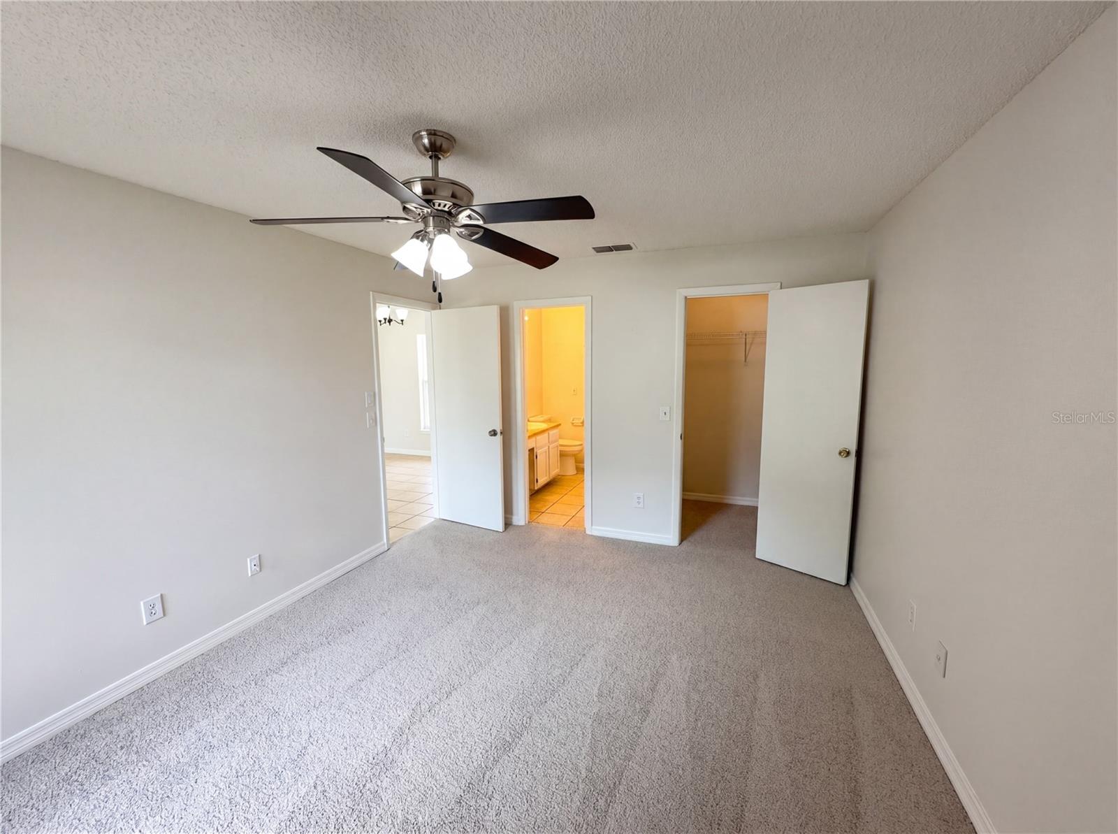 Image 4 of 24 For 1171 Saddlehorn Circle