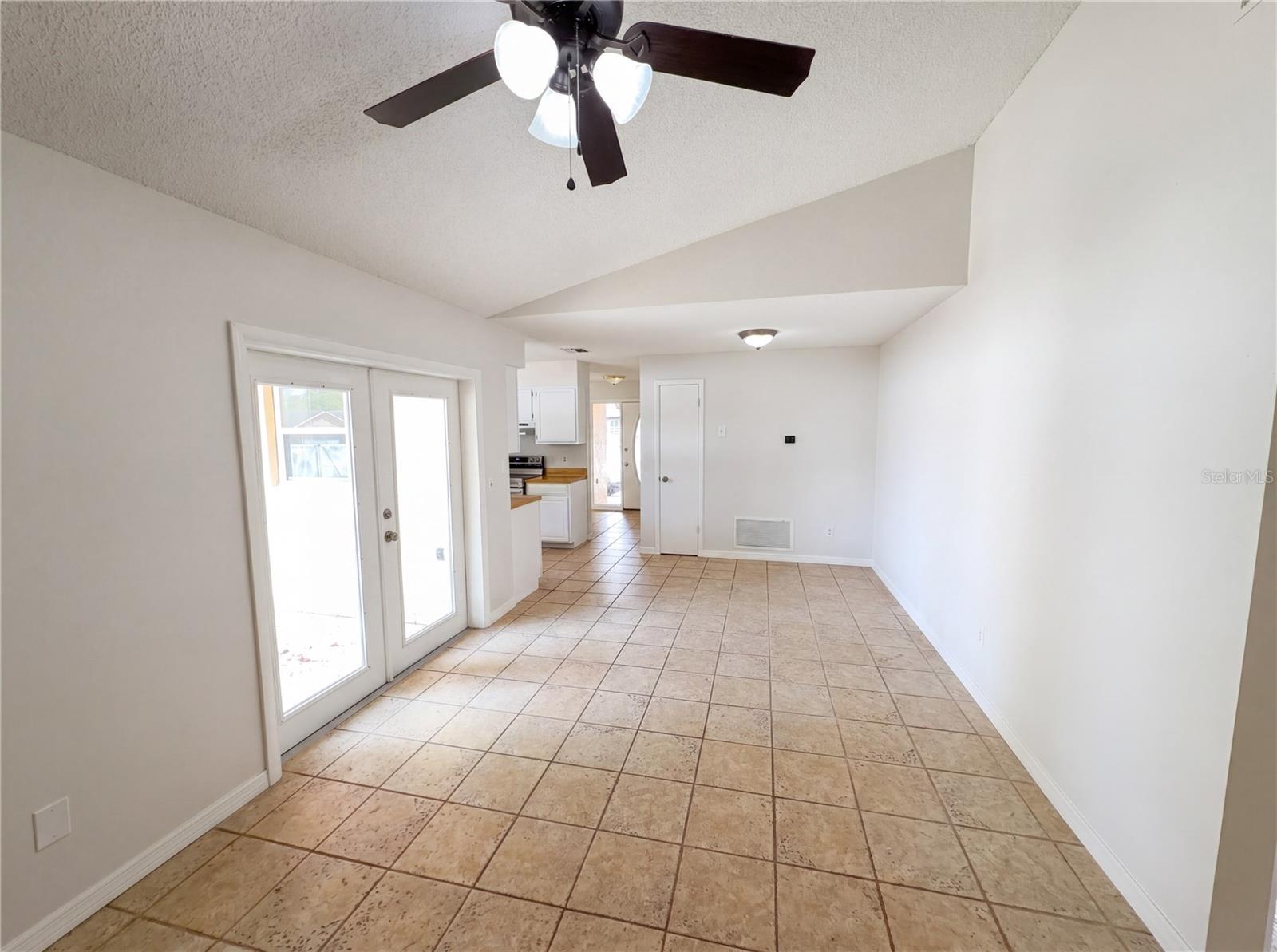 Image 8 of 24 For 1171 Saddlehorn Circle