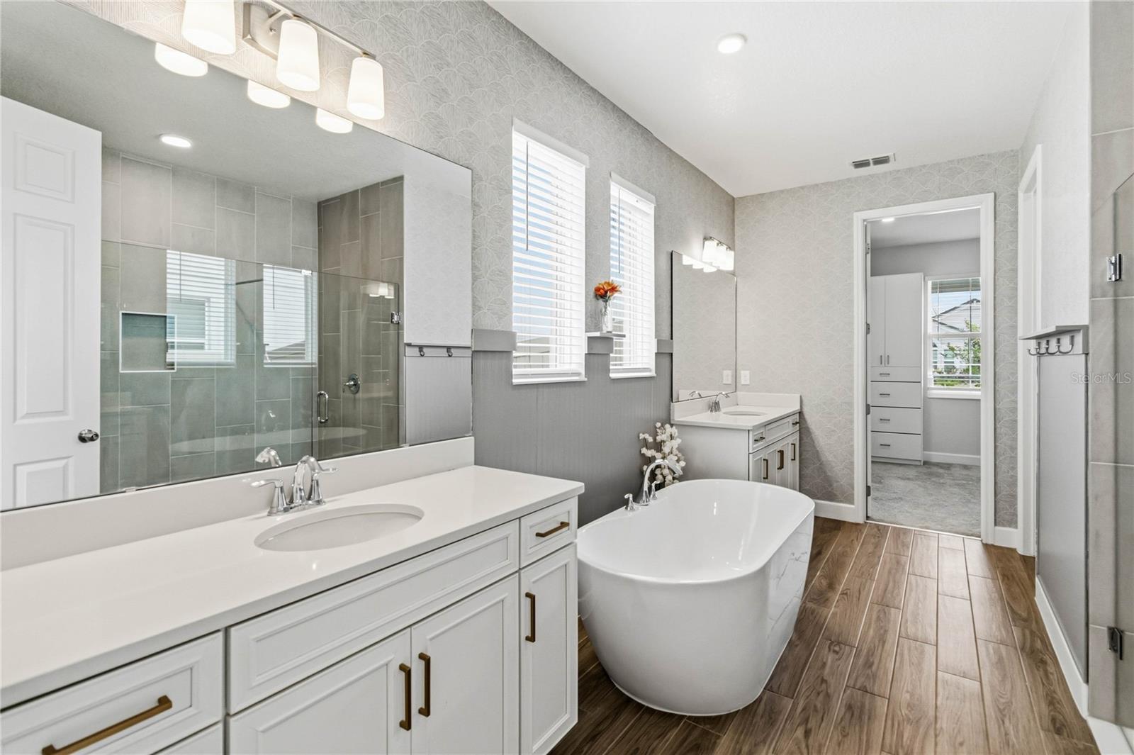 Image 19 of 45 For 2510 Cedar Shake Court