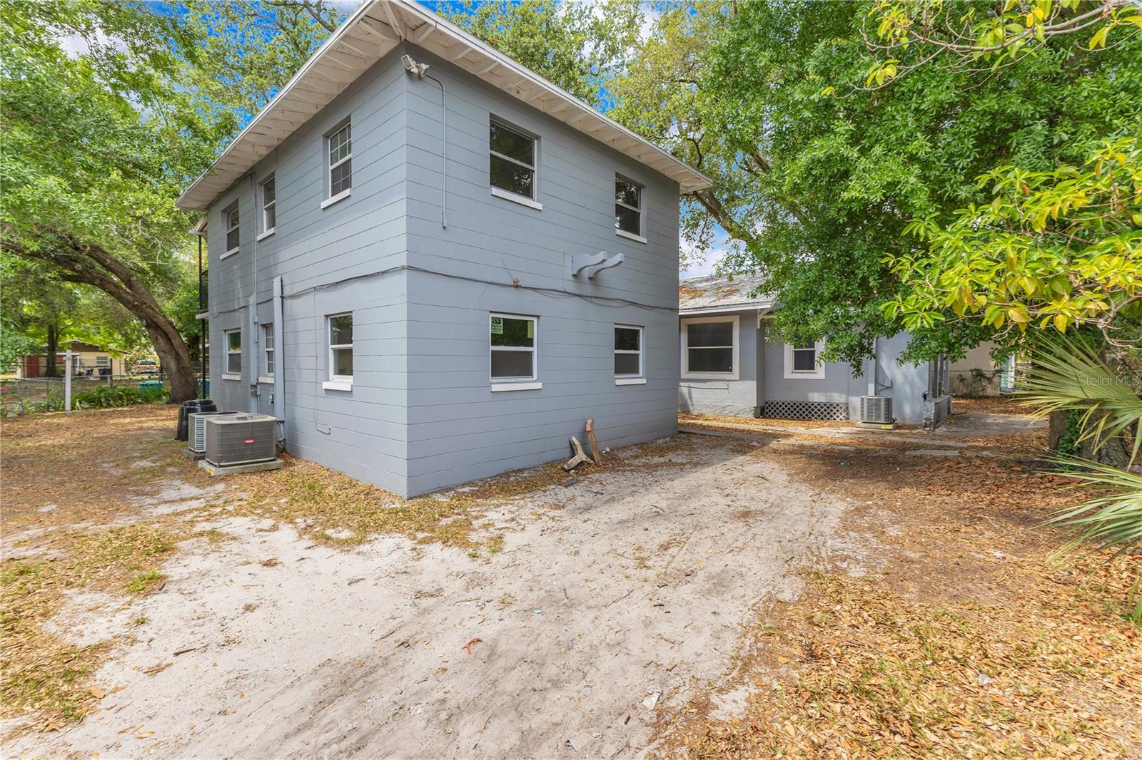 Image 24 of 32 For 1025 Colyer Street A-b
