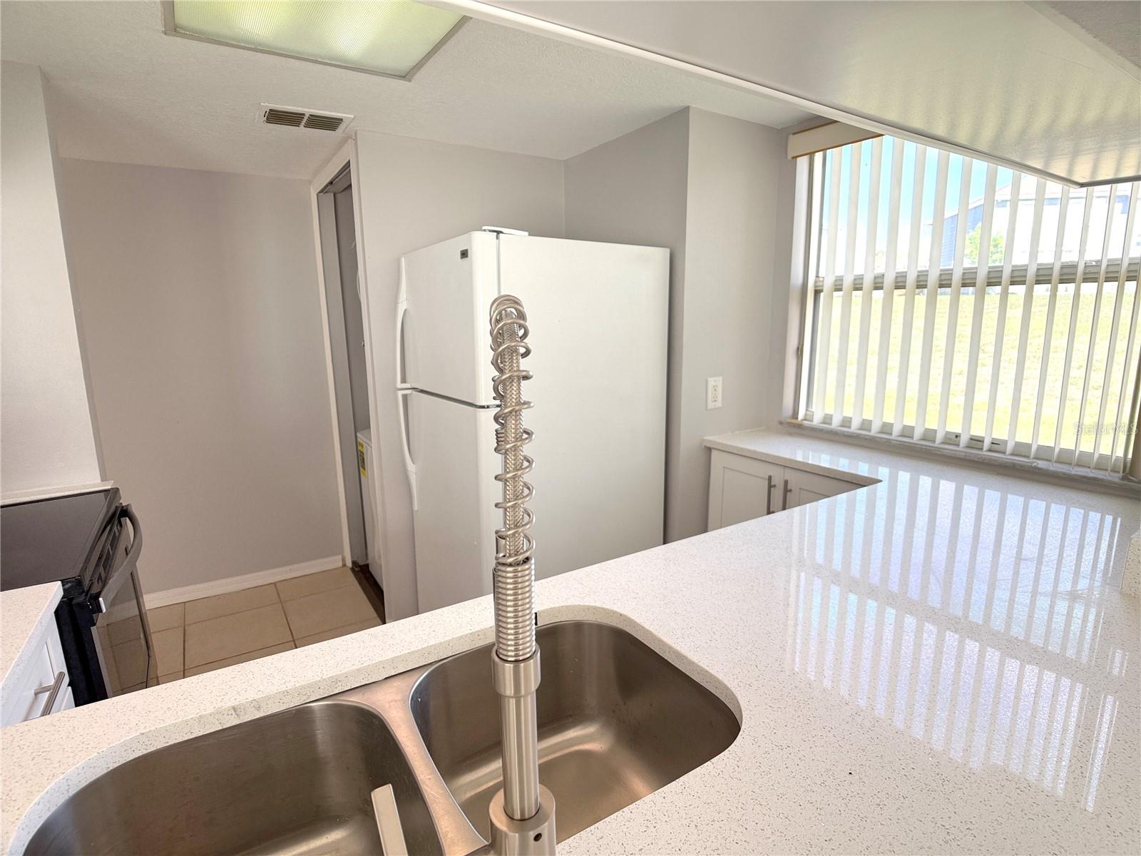 Image 9 of 23 For 306a Mango Drive