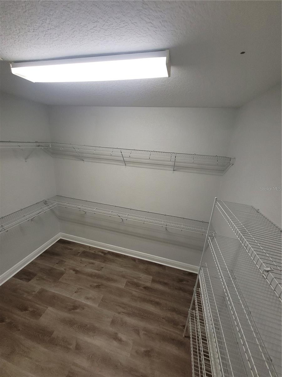 Image 10 of 30 For 1455 Catherine Street