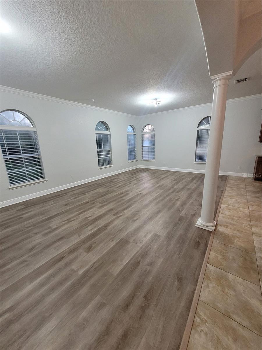 Image 17 of 30 For 1455 Catherine Street