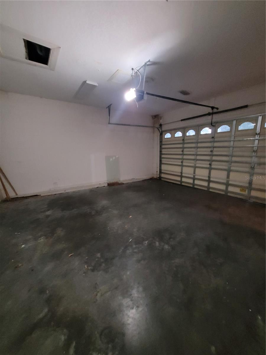 Image 2 of 30 For 1455 Catherine Street