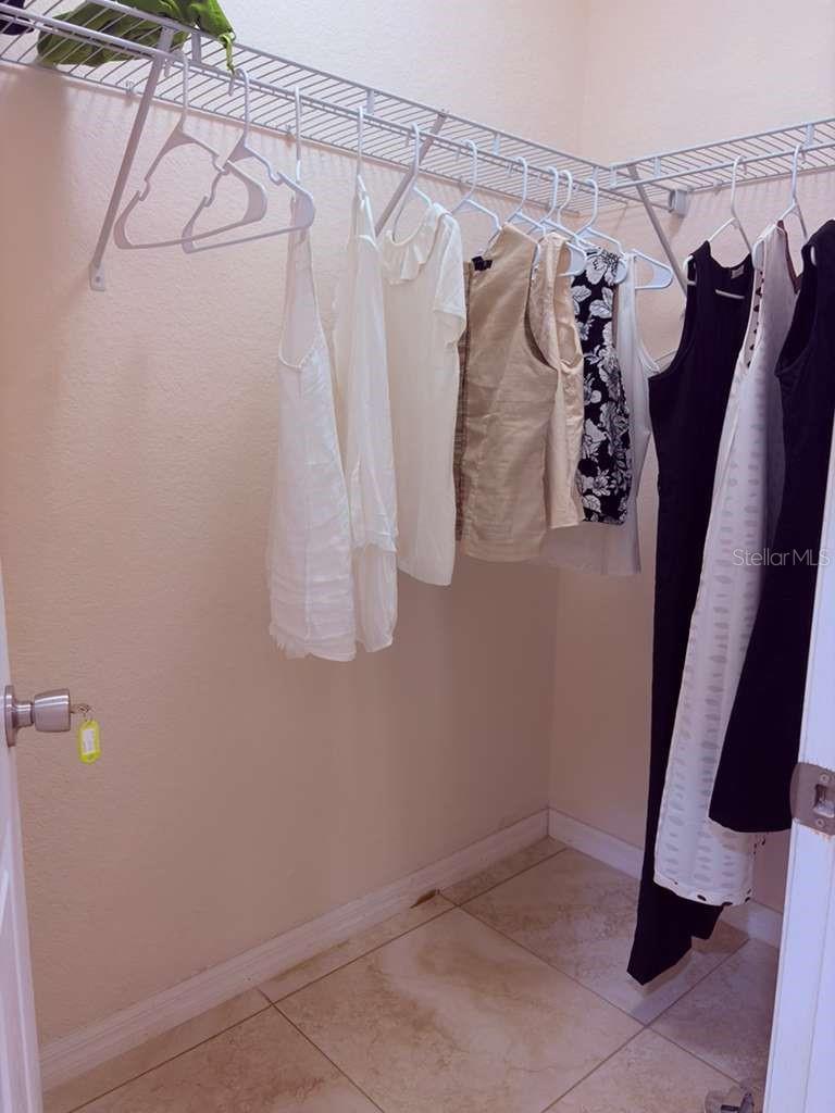 Image 11 of 17 For 3050 Pirates Retreat Court 103