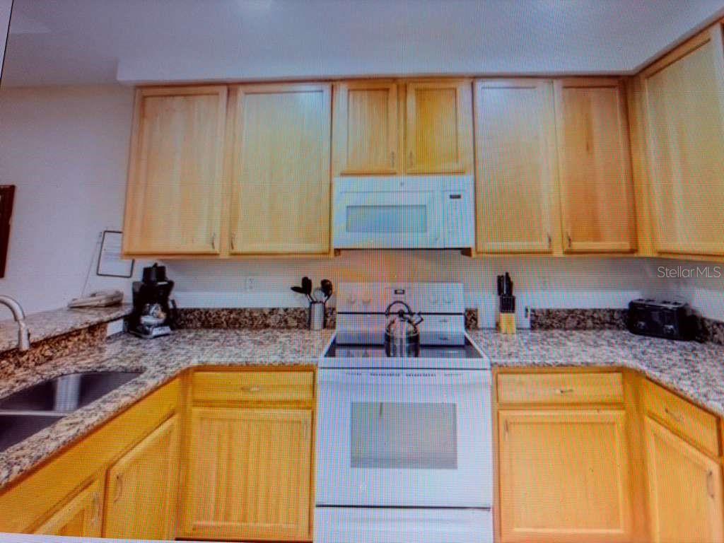 Image 4 of 17 For 3050 Pirates Retreat Court 103