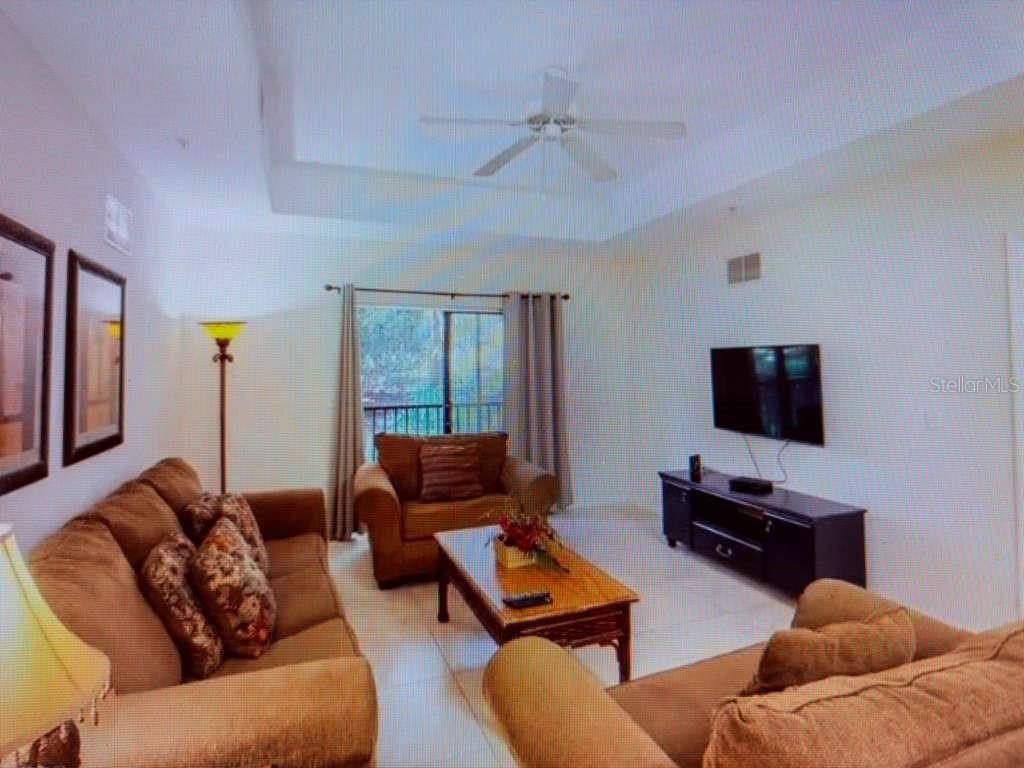 Image 7 of 17 For 3050 Pirates Retreat Court 103