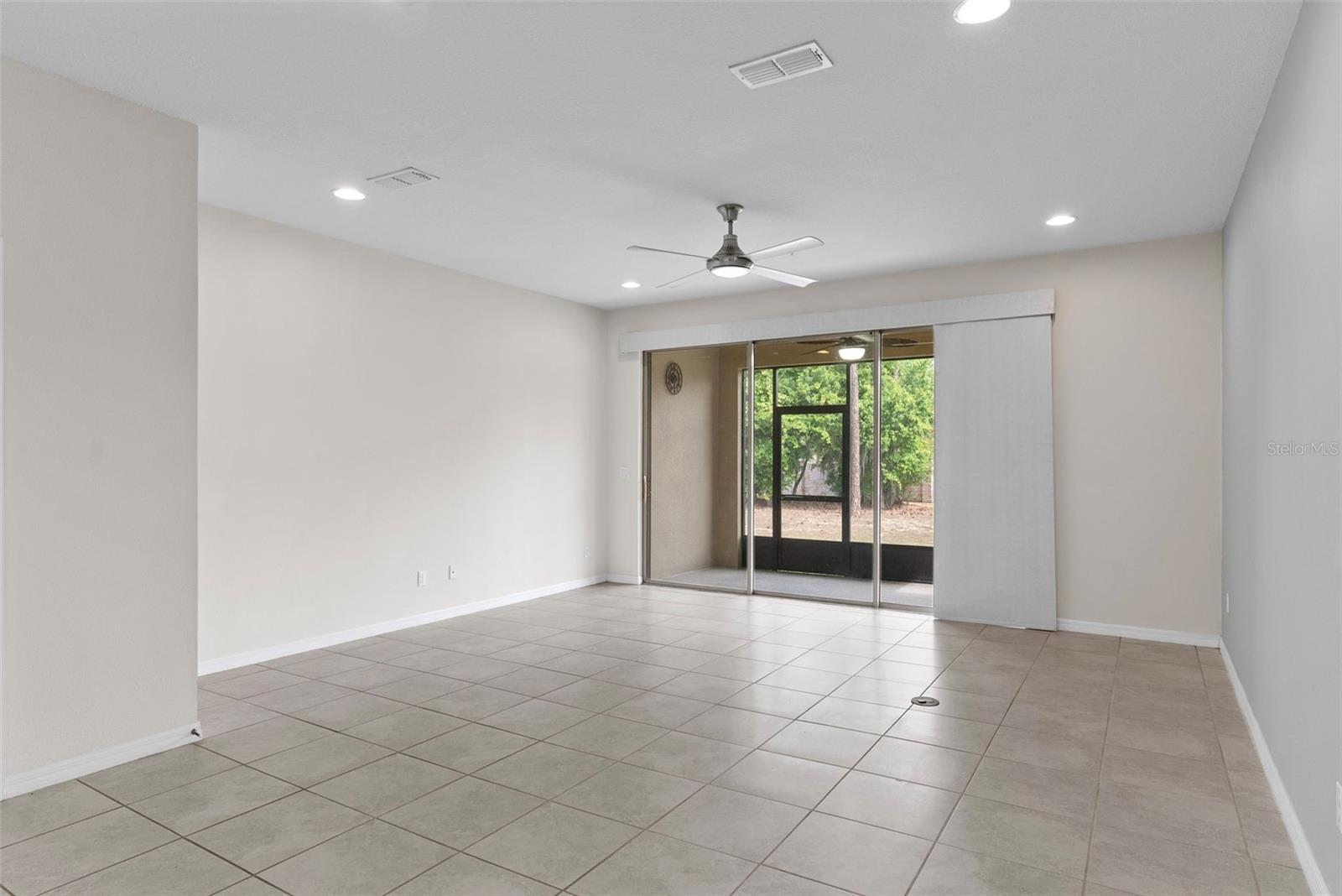 Image 8 of 52 For 1121 Pavia Drive