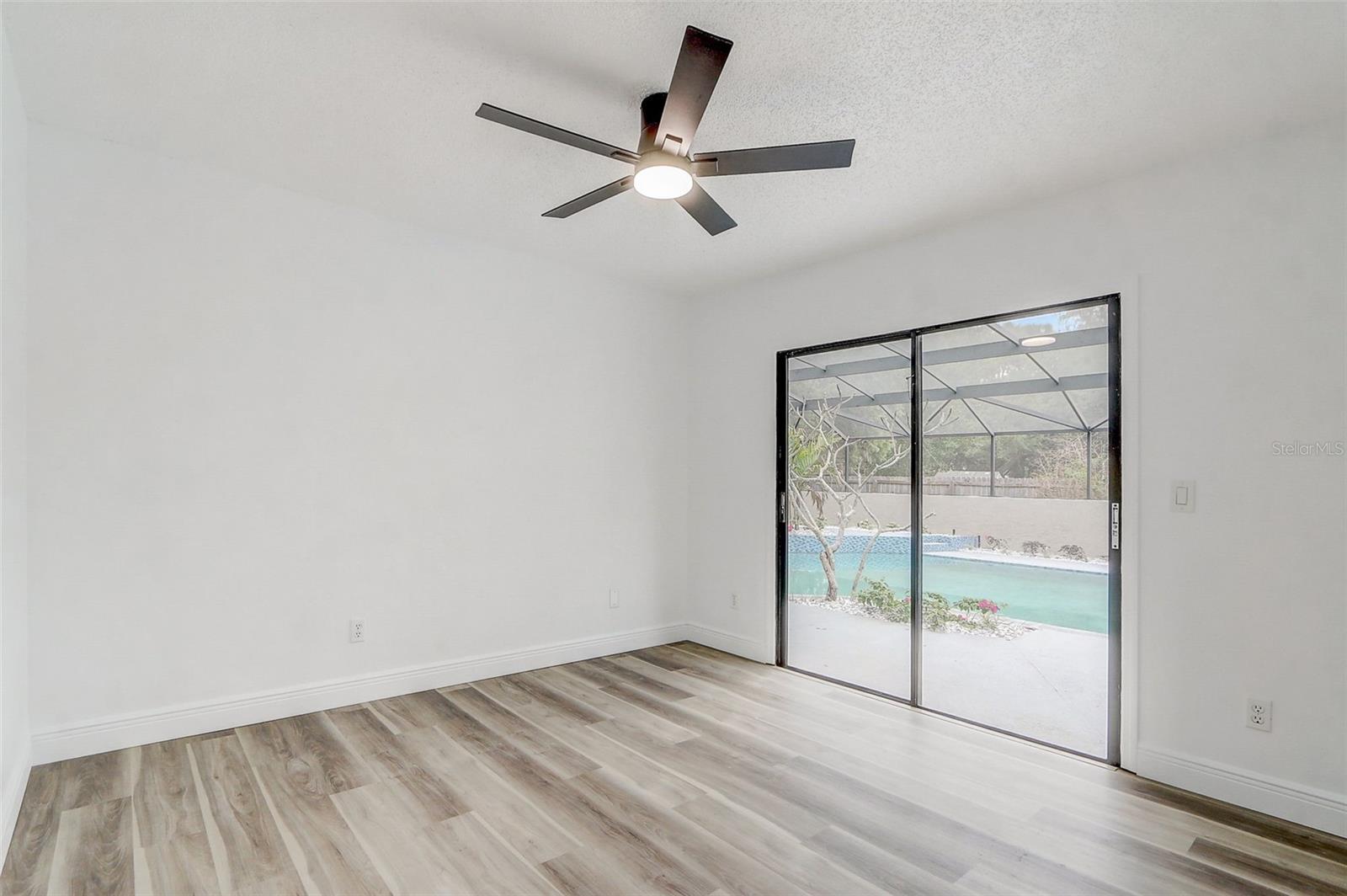 Image 23 of 59 For 3943 Haynes Circle