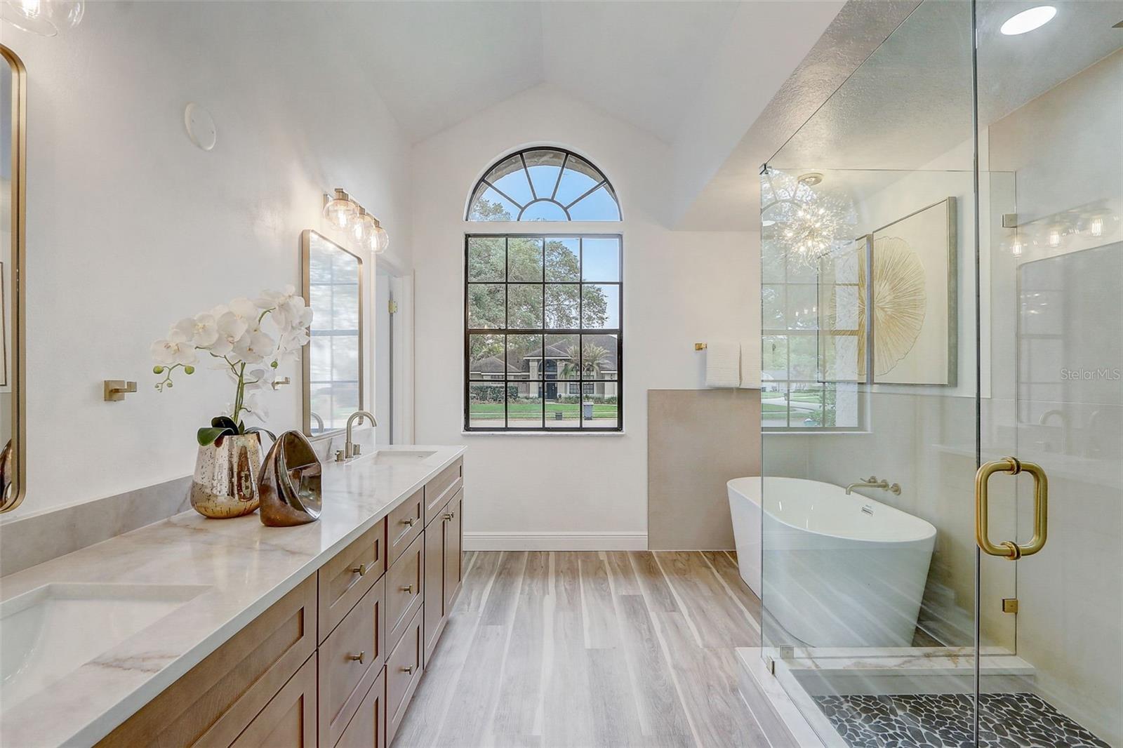 Image 37 of 59 For 3943 Haynes Circle