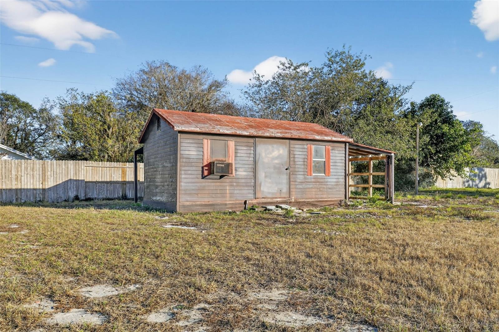 Image 44 of 57 For 8812 Oakwood Drive