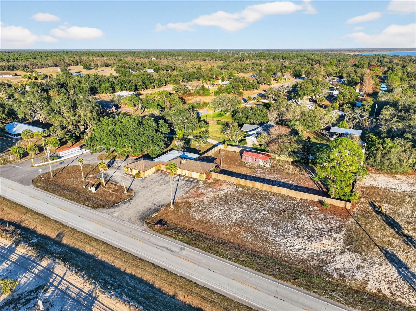 Image 53 of 57 For 8812 Oakwood Drive
