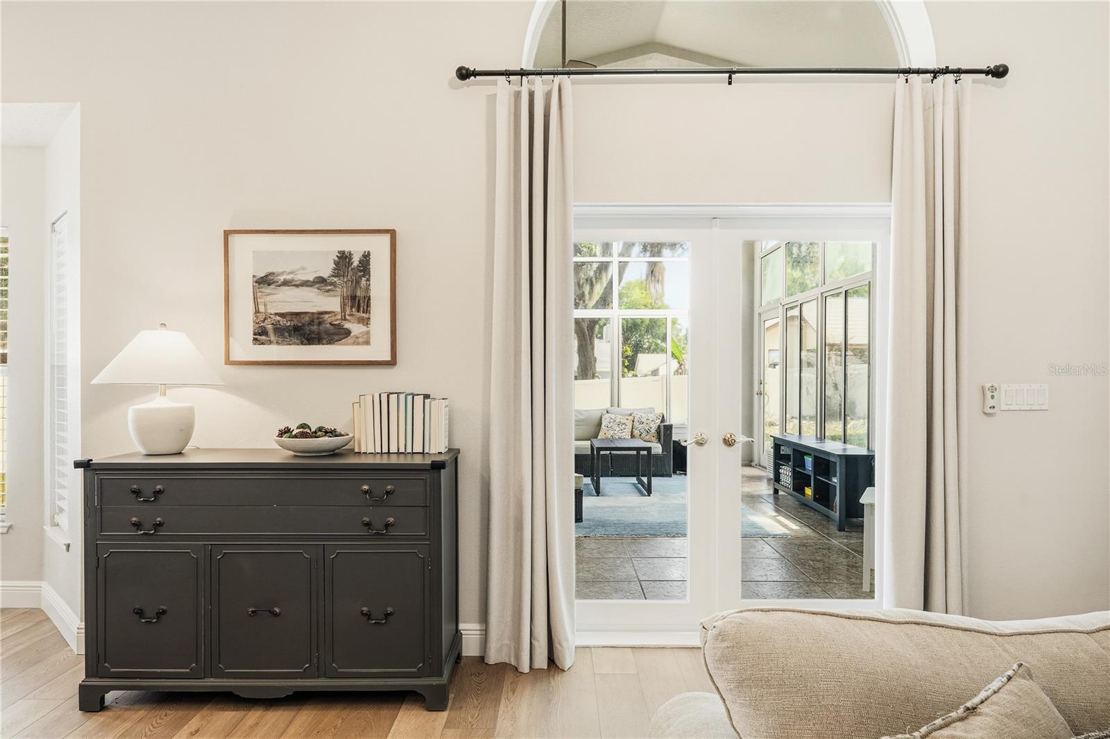 Image 13 of 42 For 107 Calabria Springs Cove