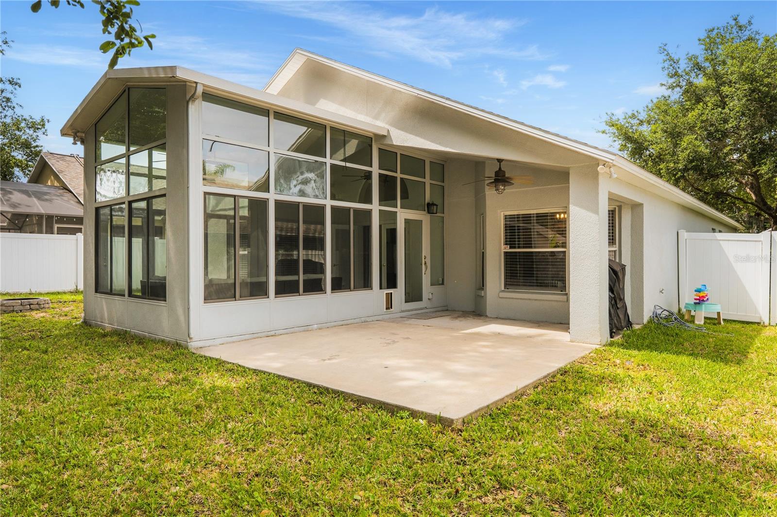 Image 33 of 42 For 107 Calabria Springs Cove