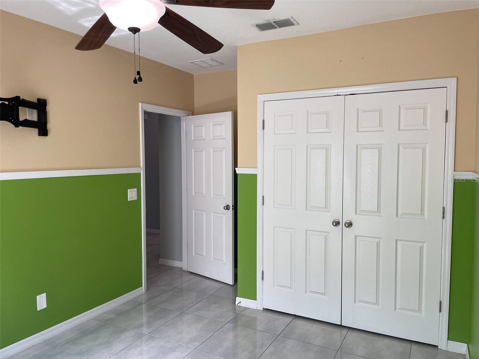 Image 5 of 32 For 1418 Marsh Meadow Lane