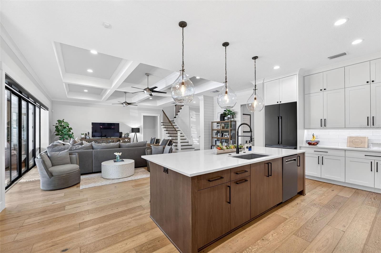 Image 10 of 61 For 427 Raehn Street