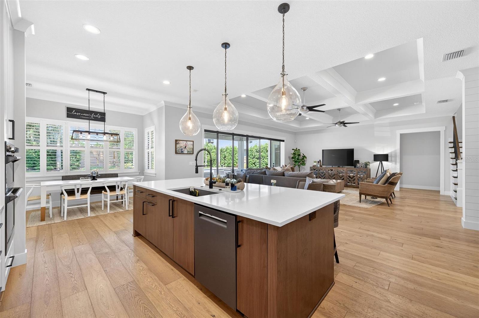 Image 11 of 61 For 427 Raehn Street