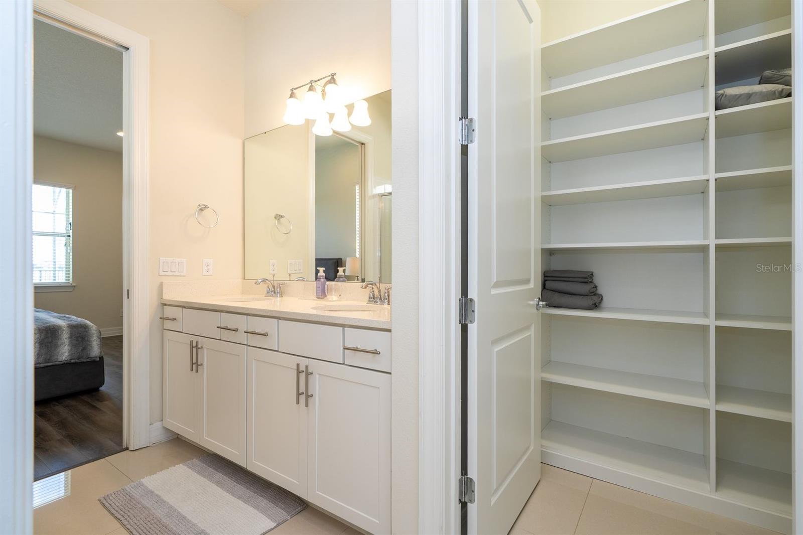 Image 22 of 63 For 11142 Lemon Lake Boulevard